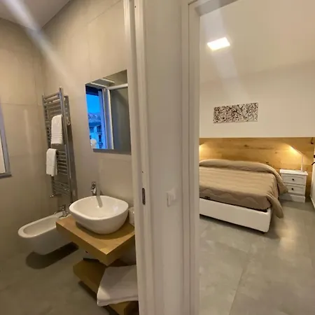 House Station * Castel Di Sangro