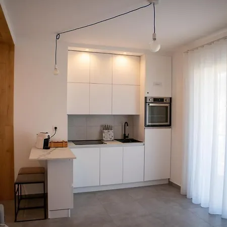 House Station *